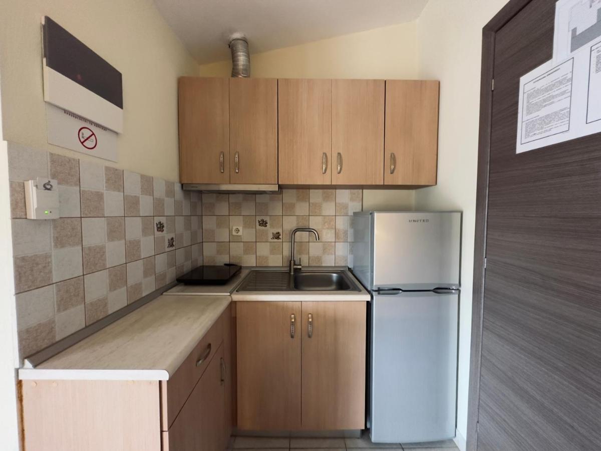 Anna Rooms Nea Vrasna Exterior foto