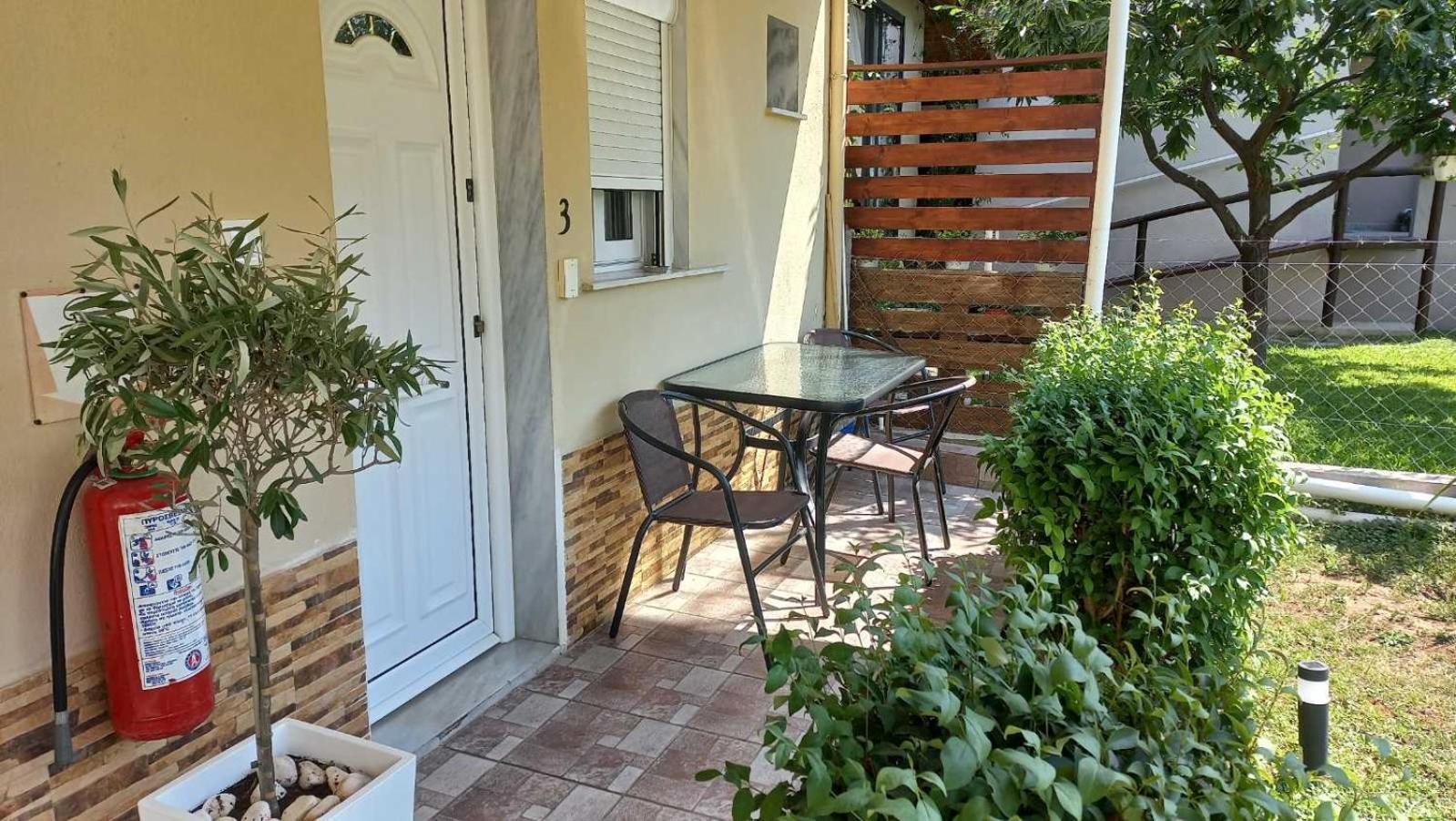 Anna Rooms Nea Vrasna Exterior foto